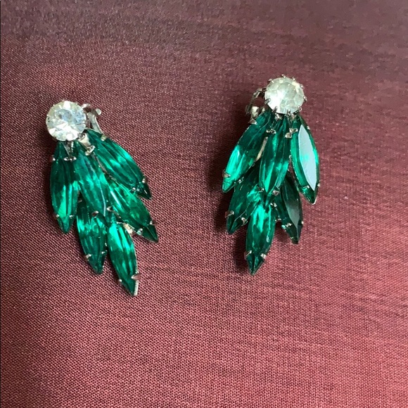 Vintage clip earrings/pin set green rhinestones❣️ - Picture 4 of 6